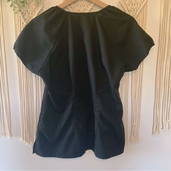 GREY’S ANATOMY 2 Pocket Embroidered Raglan Scrub Top Black Medium - Picture 2 of 9